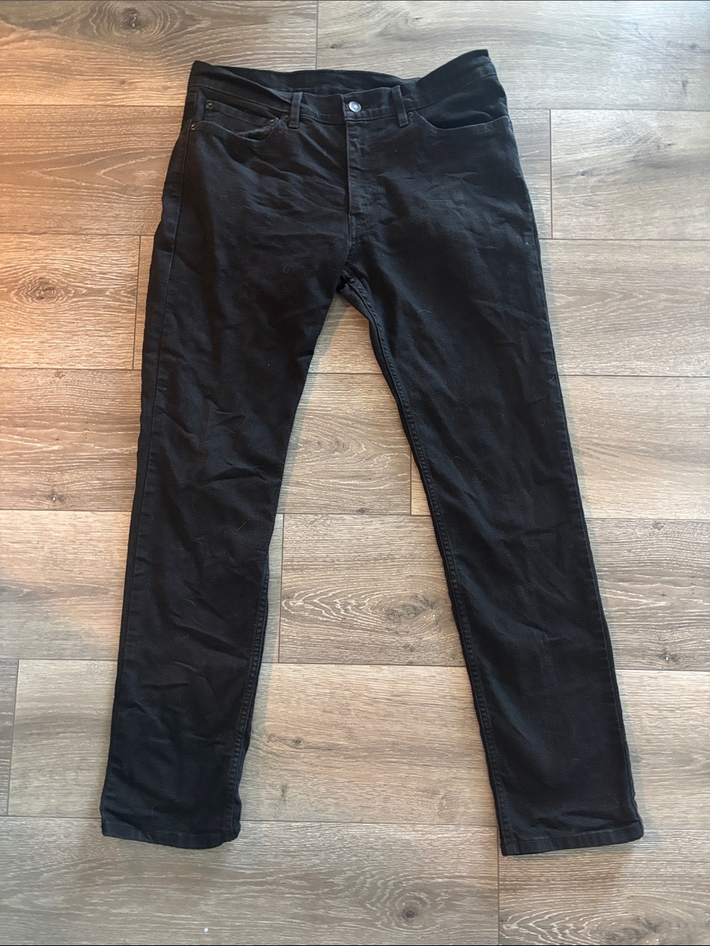 Levi's Men's 511 Straight Jeans in Black, size W 34 L 32